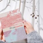 Okładka książki "Przeczucia" symbolizująca rozterki pisarskie Leny Klimki